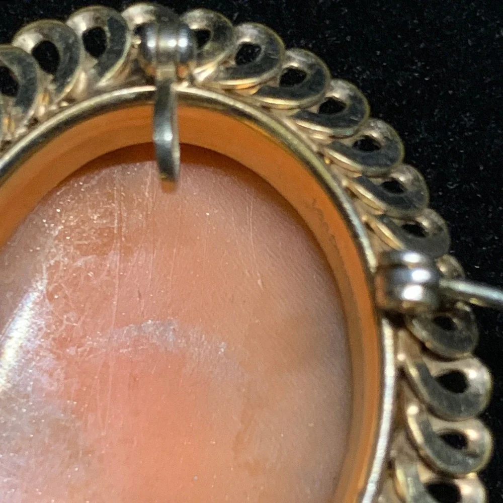 Van Dell Vintage 12K Gold Filled Hand Carved Shell Cameo Brooch Pendant Pin 0201